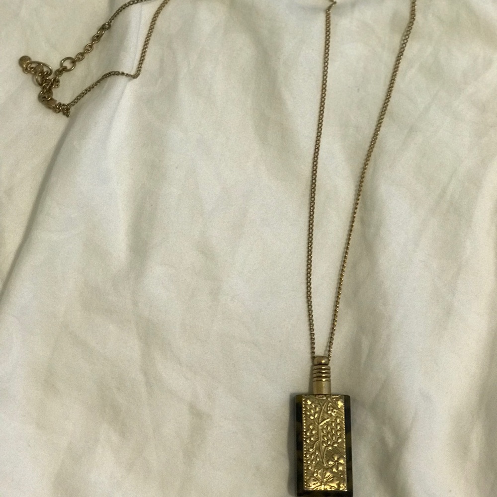 Cabi necklace